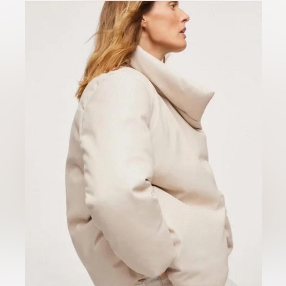 Mango Women's Beige Cream Puffer Jacket Vegan Leather - Picture 3 of 5